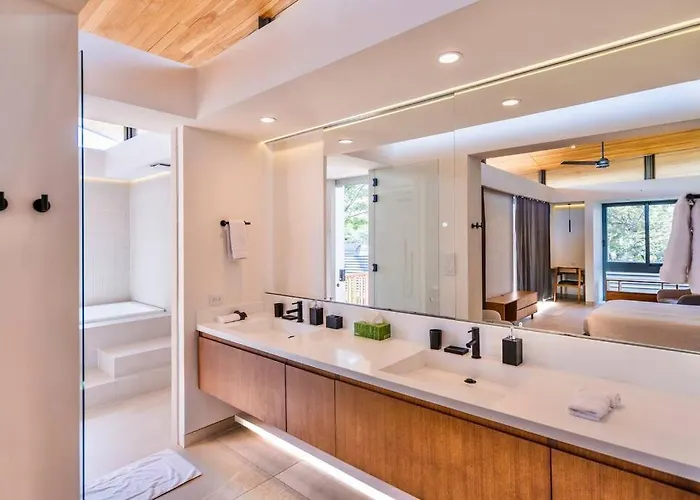 Villa Nimbu West Tamarindo
